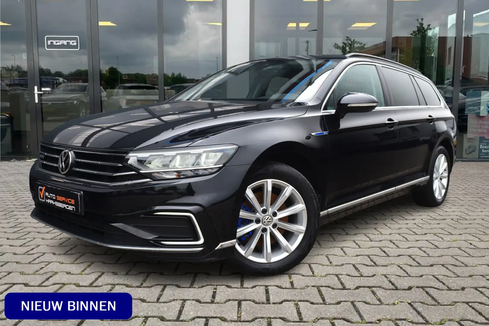 Volkswagen Passat Variant 1.4 TSI PHEV GTE Business | ACC | Camera | Memory Zwart - 1