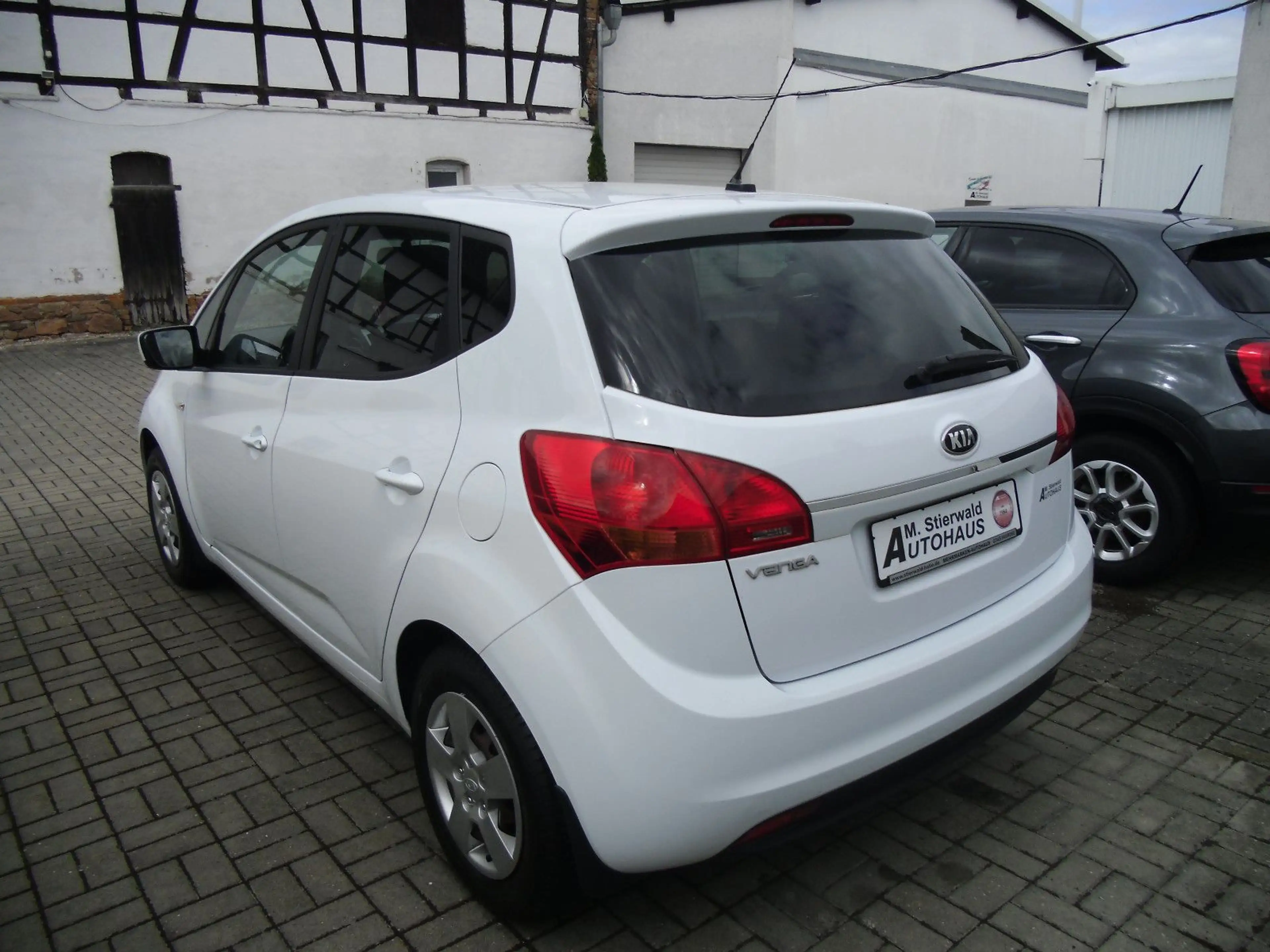 Kia Venga Spirit — photo 3