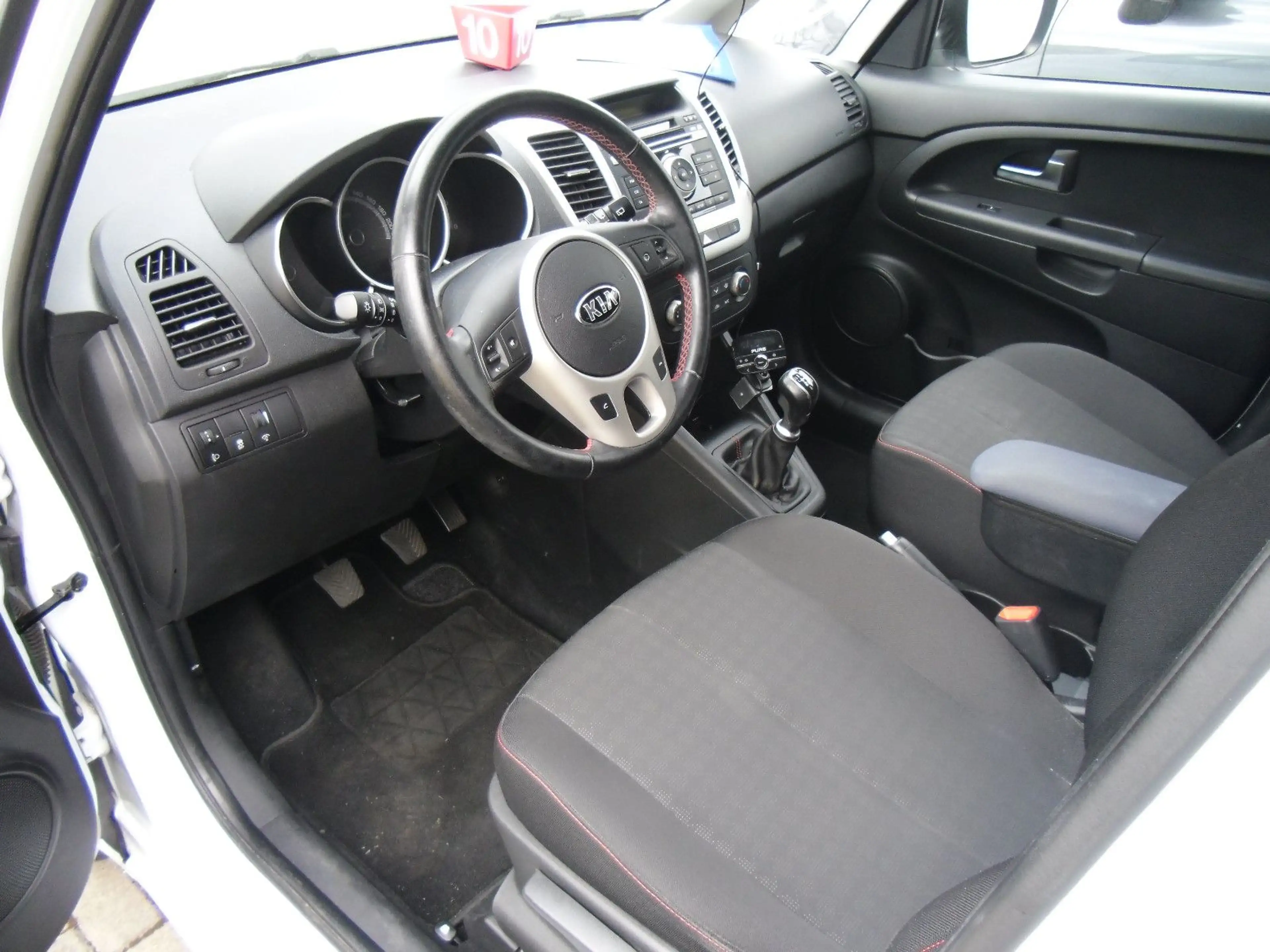 Kia Venga Spirit — photo 7