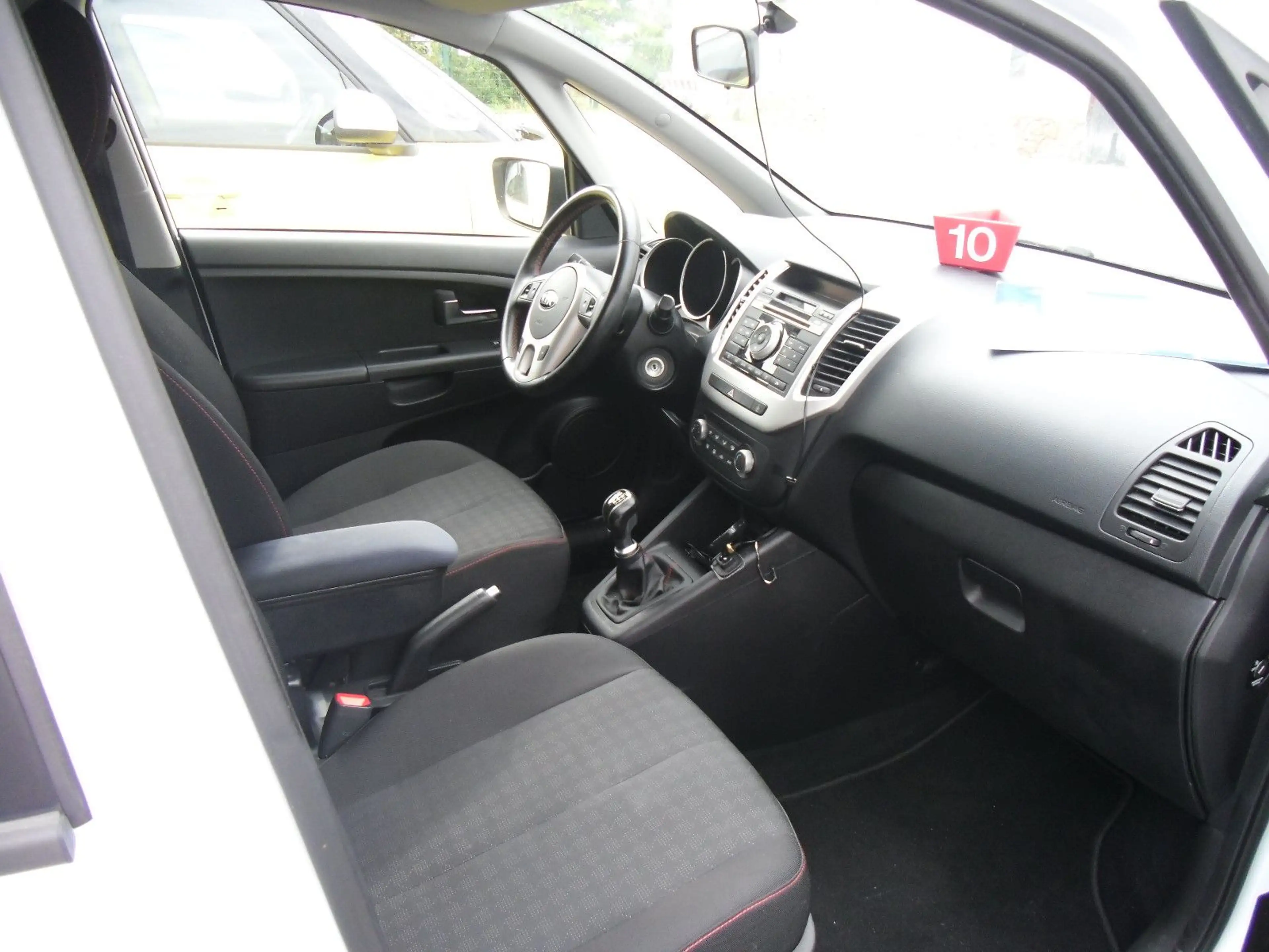 Kia Venga Spirit — photo 5