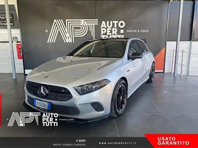 Mercedes-Benz A 220