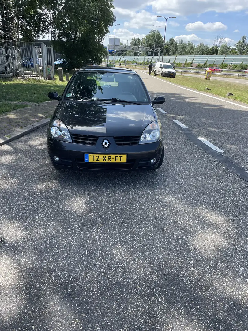 Renault Clio 1.2-16V Campus Zwart - 1