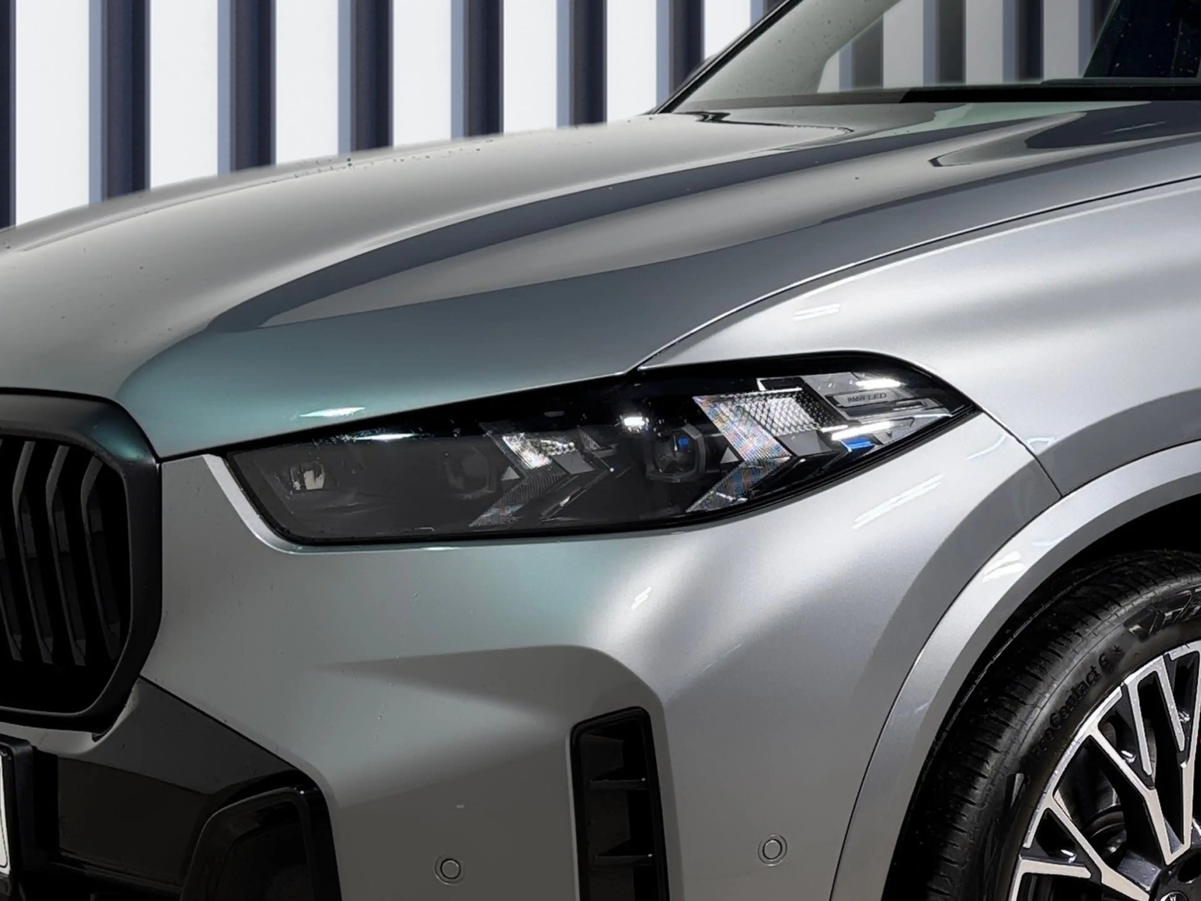 BMW X5 xDrive50e — photo 3