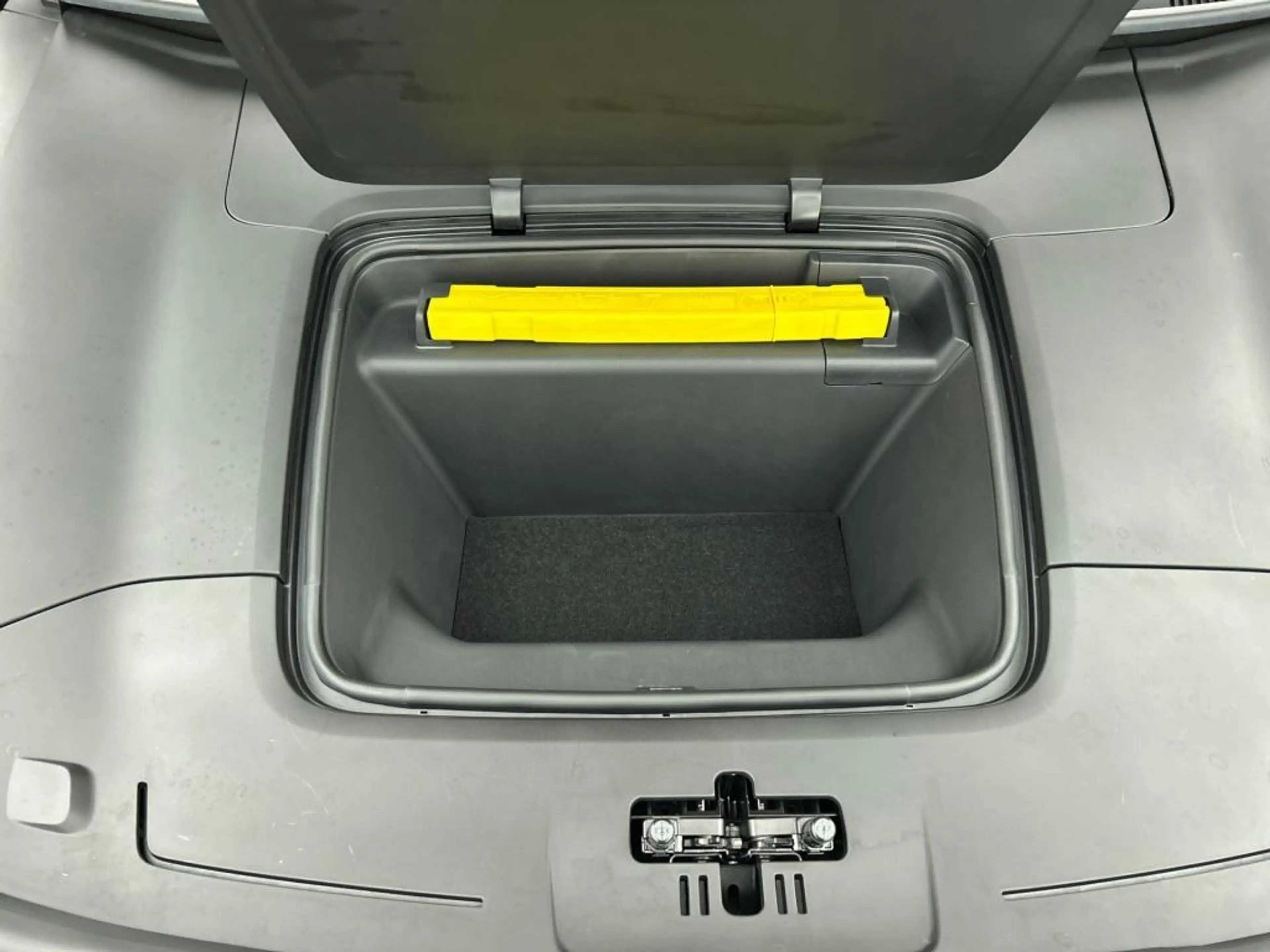 Polestar 4 Long Range Single Motor 100 kWh | Plus | Pro | Tai — photo 10
