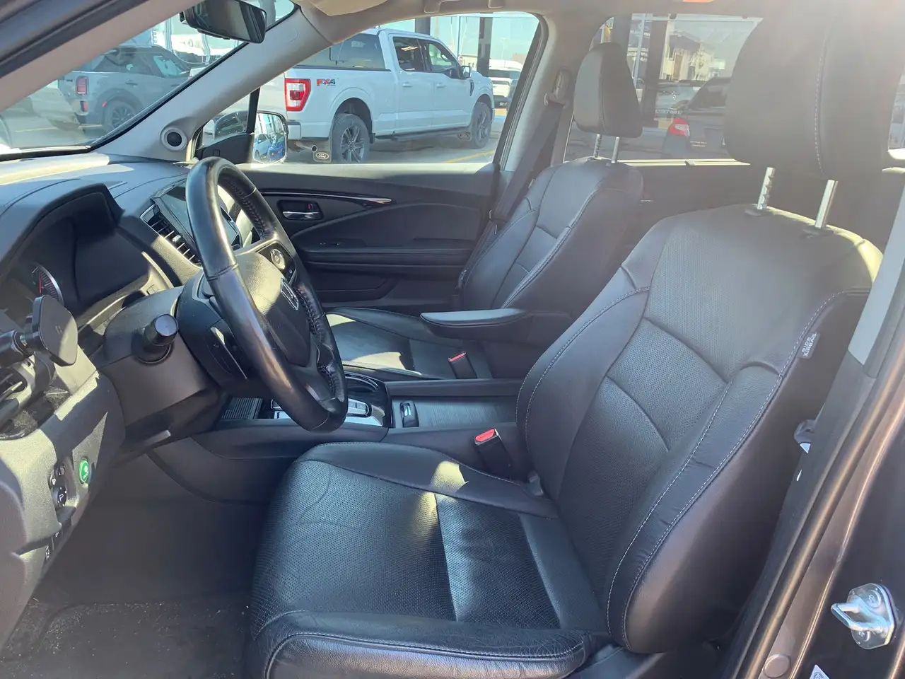 Honda Pilot снимка Honda Pilot
