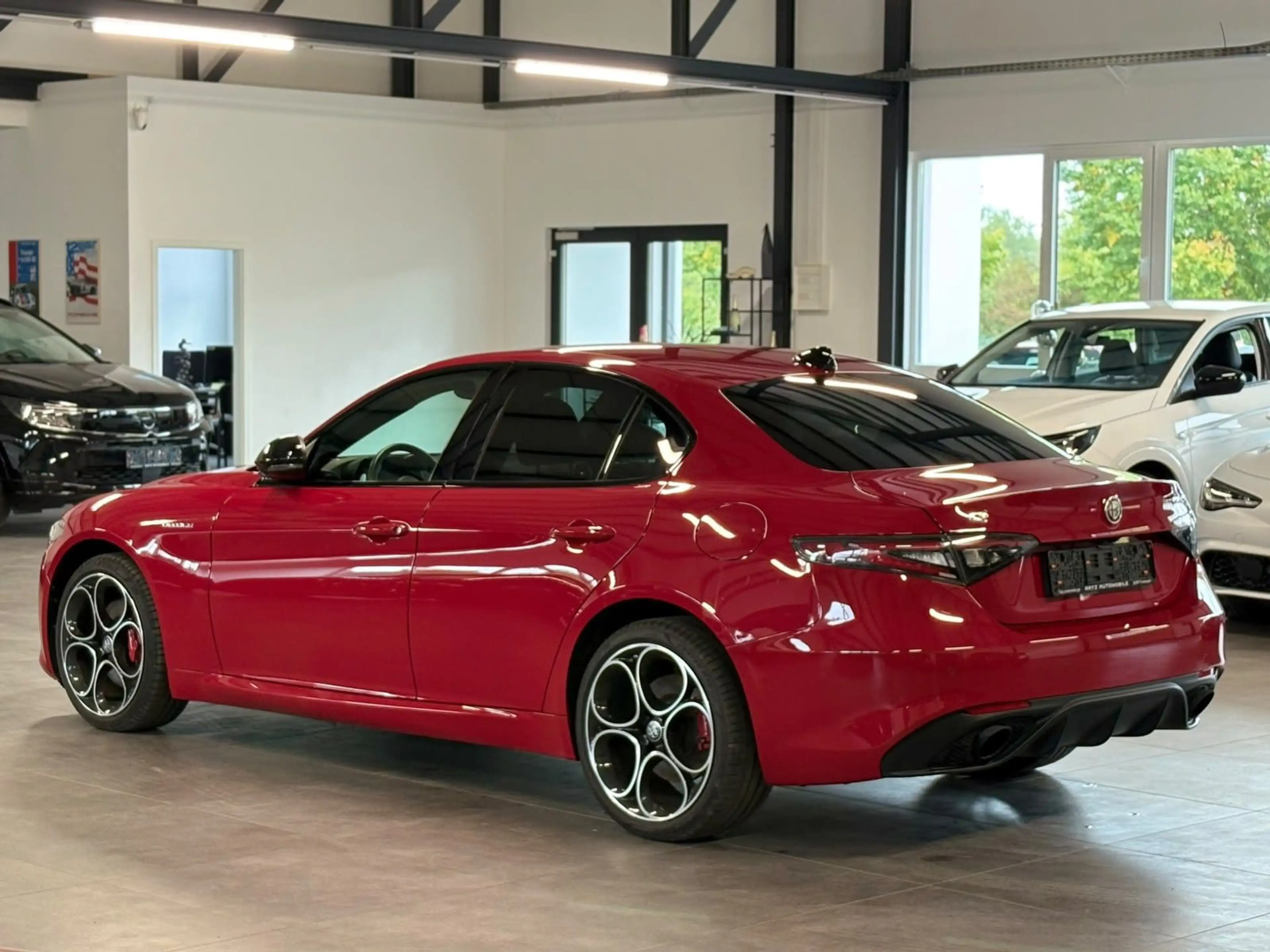 Alfa Romeo Giulia Veloce Q4 MATRIX+ACC+KAM+LEDER+SHZ+TOT.W+ — photo 4
