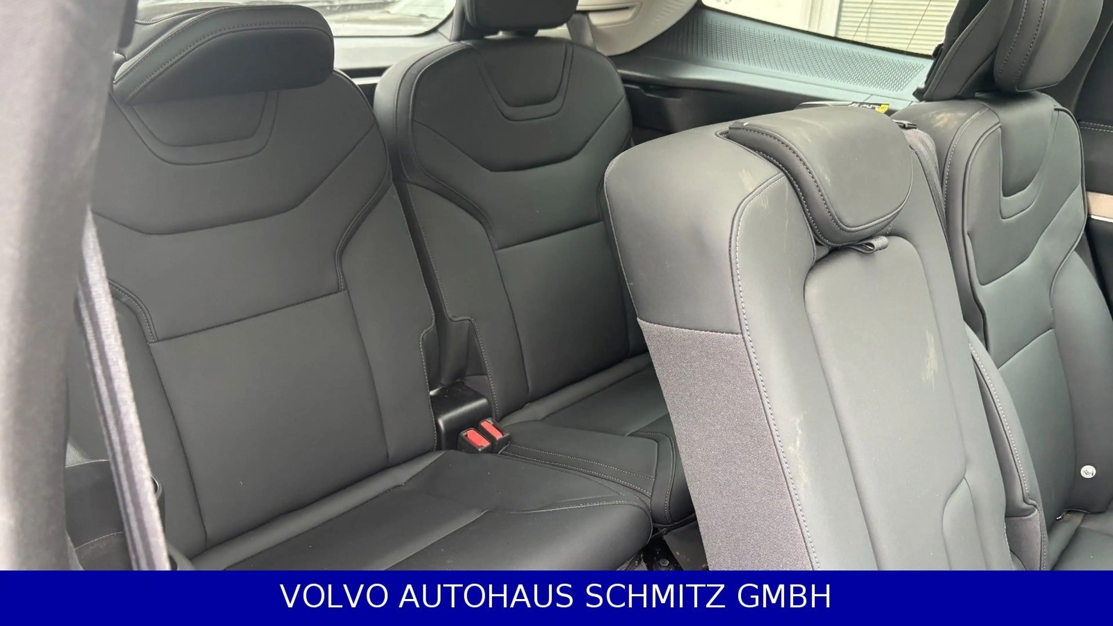 Volvo EX90 Ultra Performance Pure Electric AWD 7Sitzer — photo 12