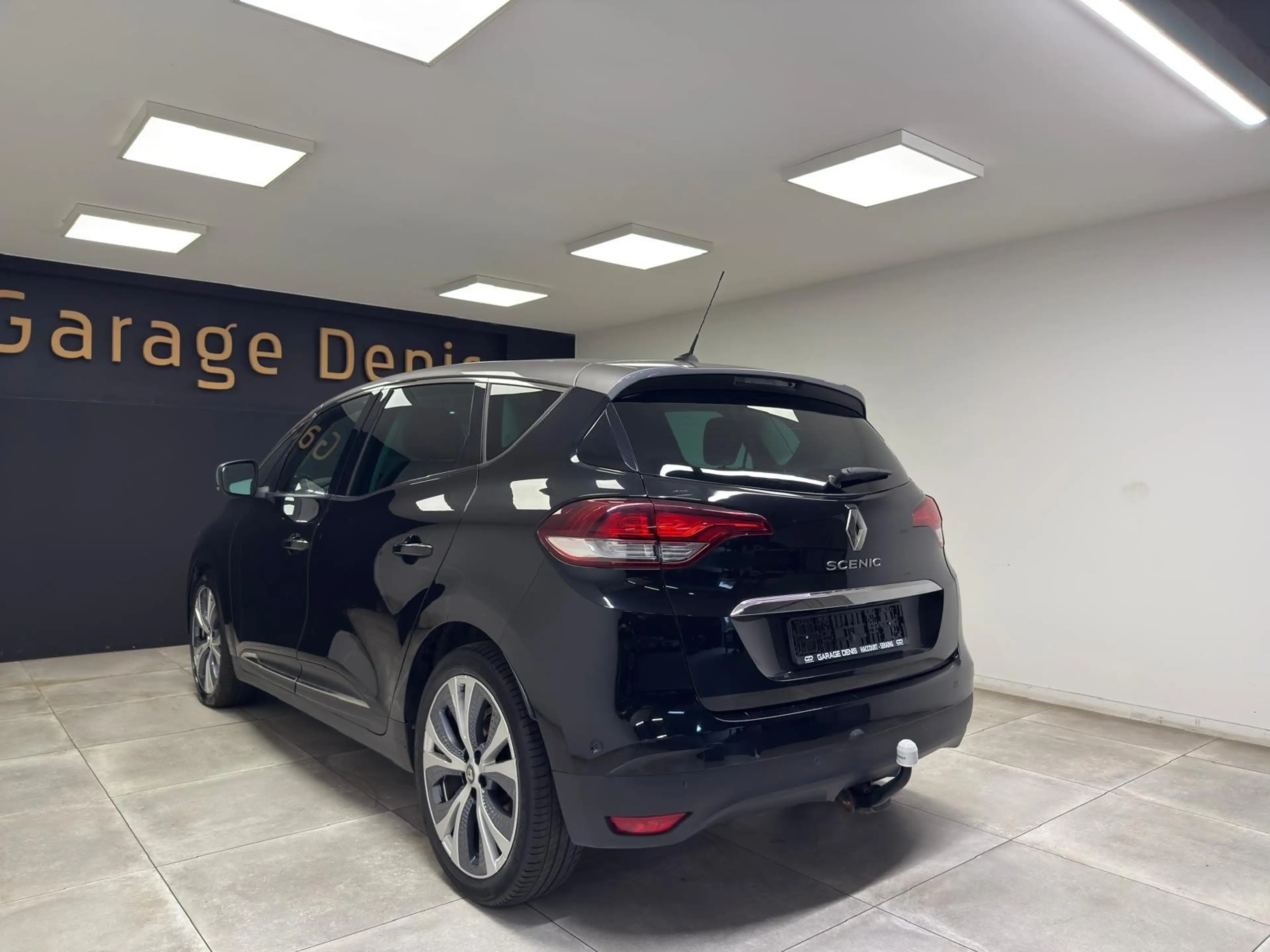 Renault Scenic 1.7 Blue dCi Bose Edition *GPS+CAMERA*LED*CUIR*GARANTIE 12MOIS* — photo 8
