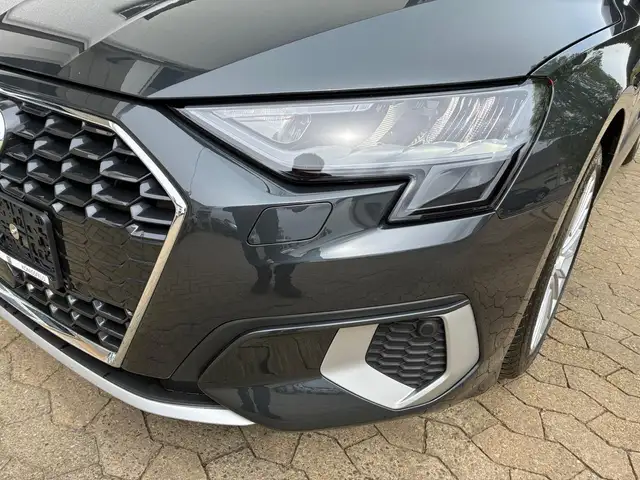 Audi A3 view 3