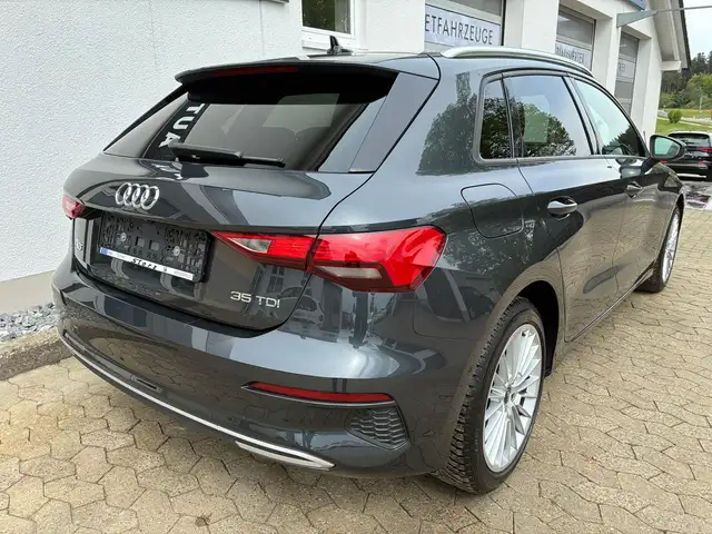 Audi A3 view 4