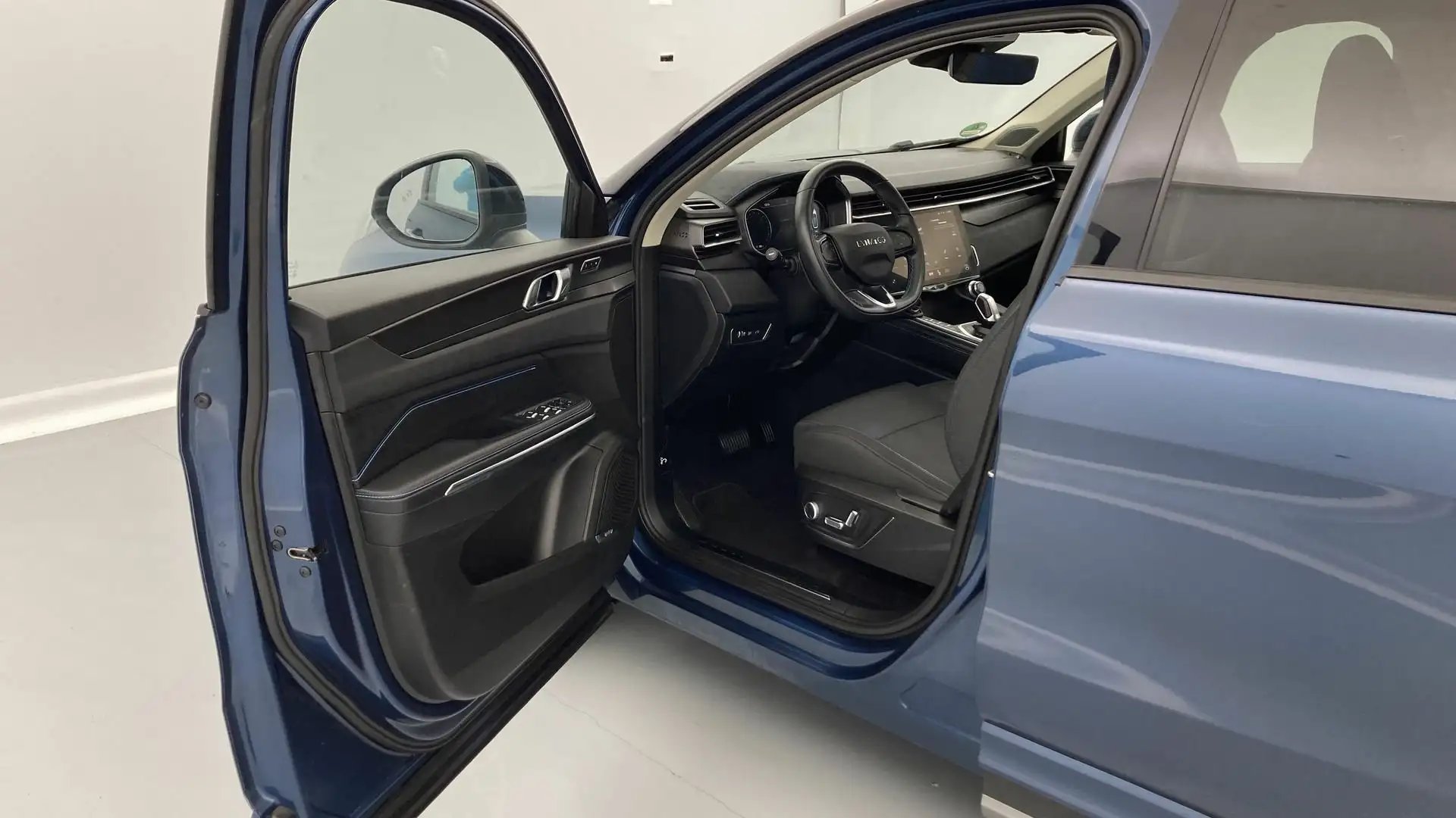 Lynk & Co 01 1 1.5 PHEV Bleu - 2