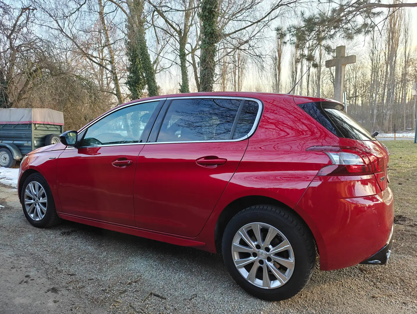 Peugeot 308 1,6 BlueHDI 120 GT Line S Rot - 2