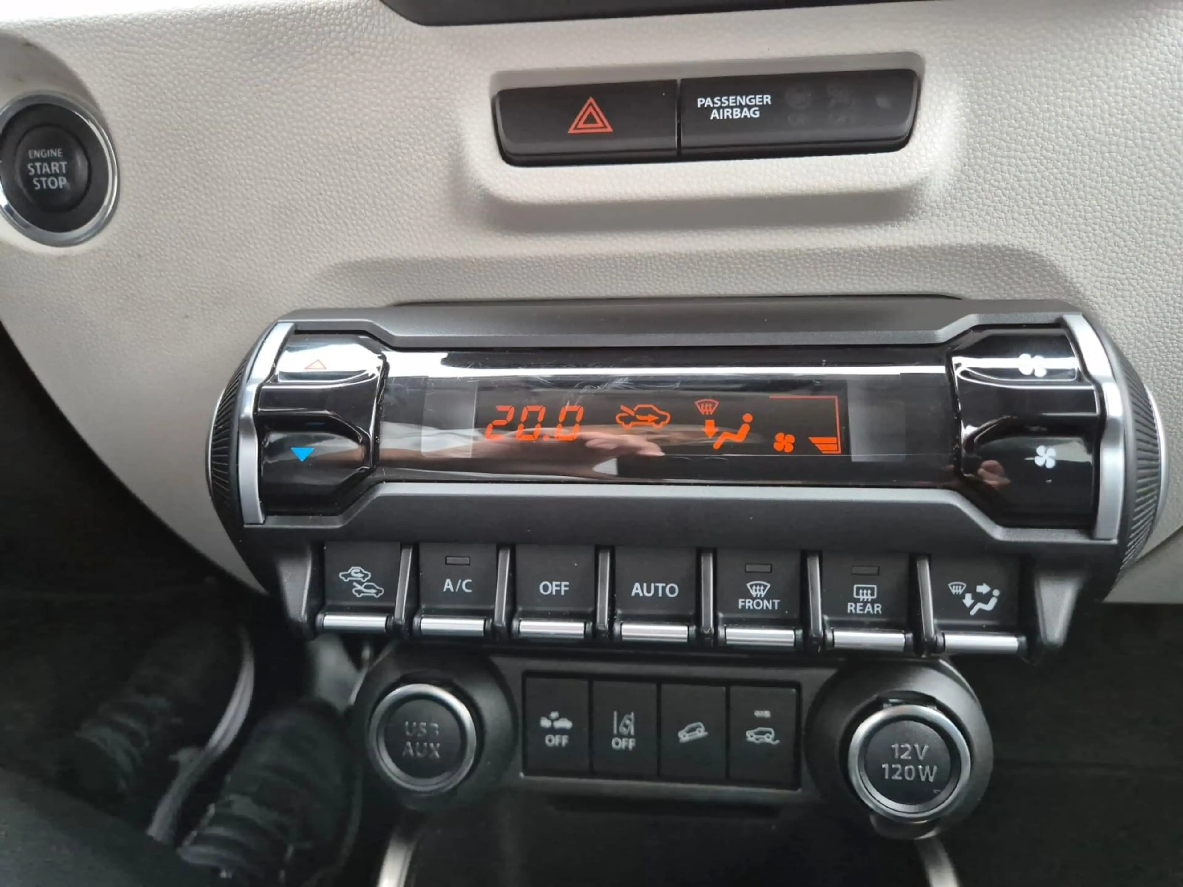 Suzuki Ignis Comfort+ Allgrip 4x4 Hybrid — photo 15