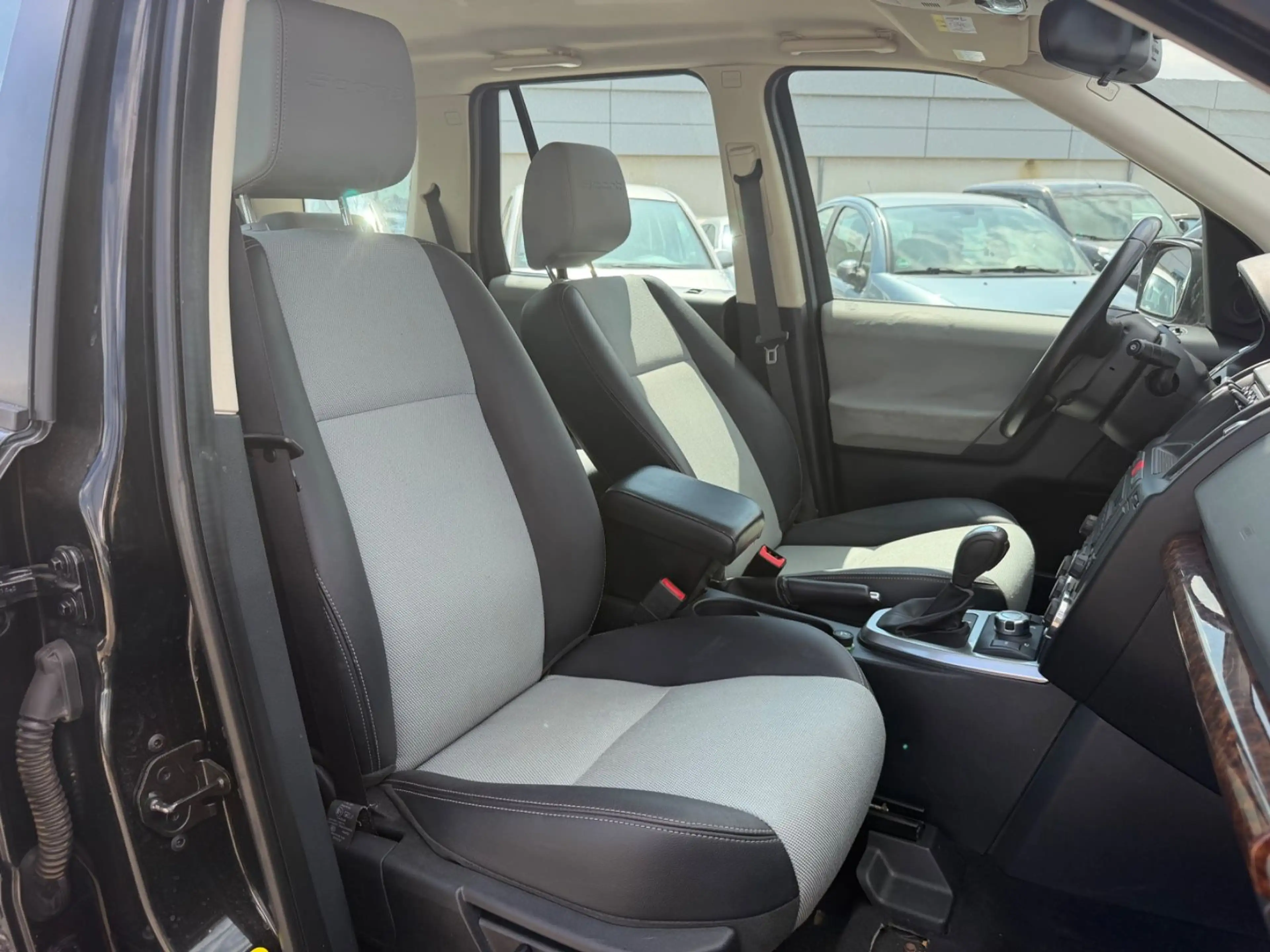 Land Rover Freelander 2 XE Limited Edition — photo 14