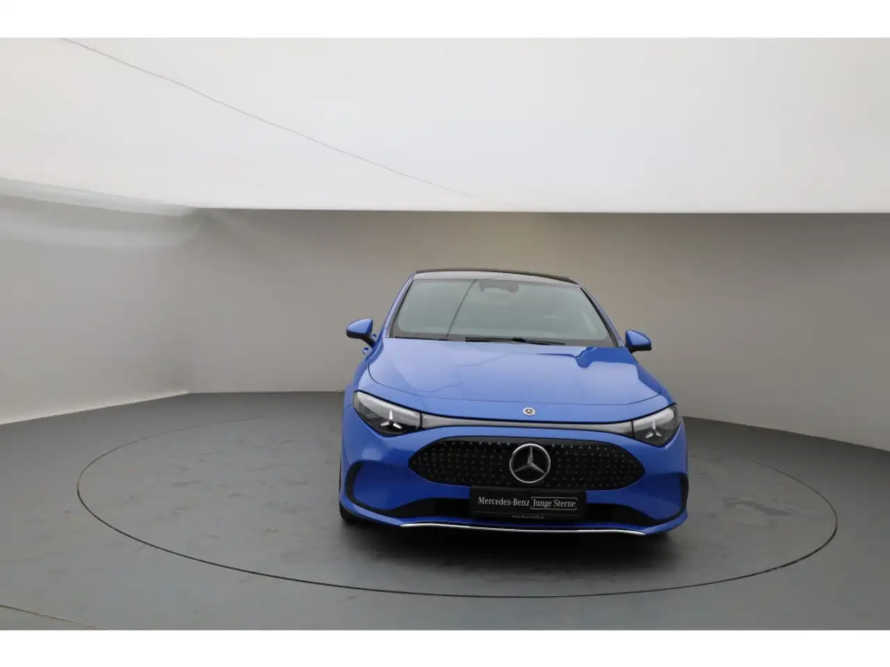 Mercedes-Benz CLA 200 Prog. AMG AHK Pano Distronic *sofort* 8