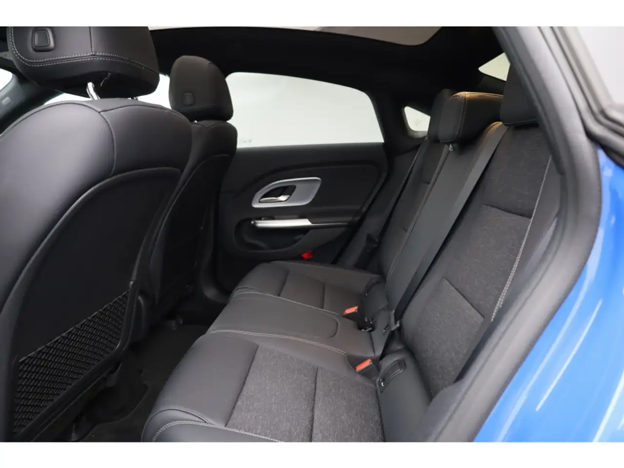 Mercedes-Benz CLA 200 Prog. AMG AHK Pano Distronic *sofort* 16