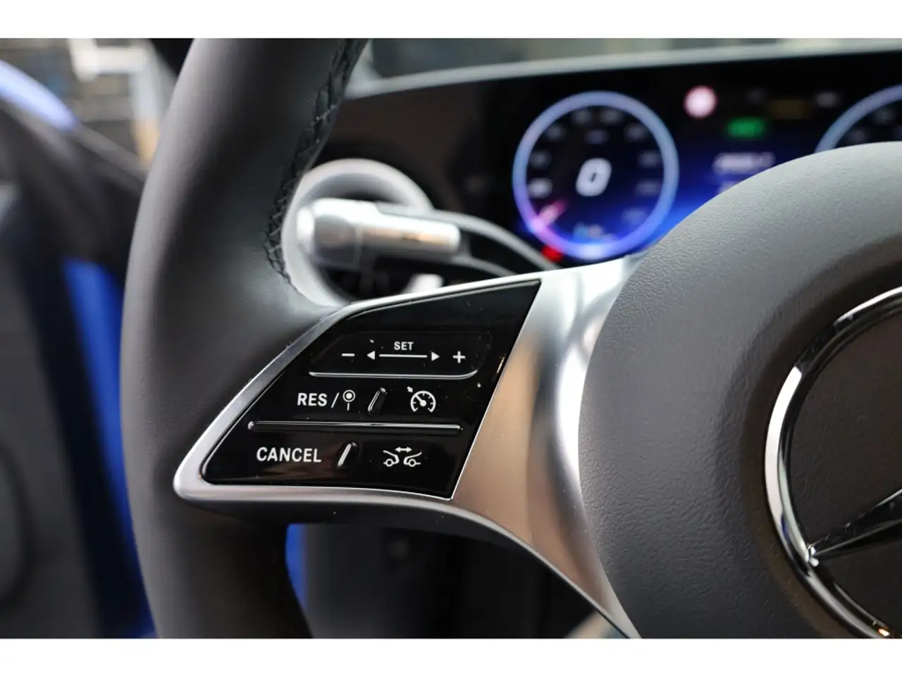 Mercedes-Benz CLA 200 Prog. AMG AHK Pano Distronic *sofort* 13