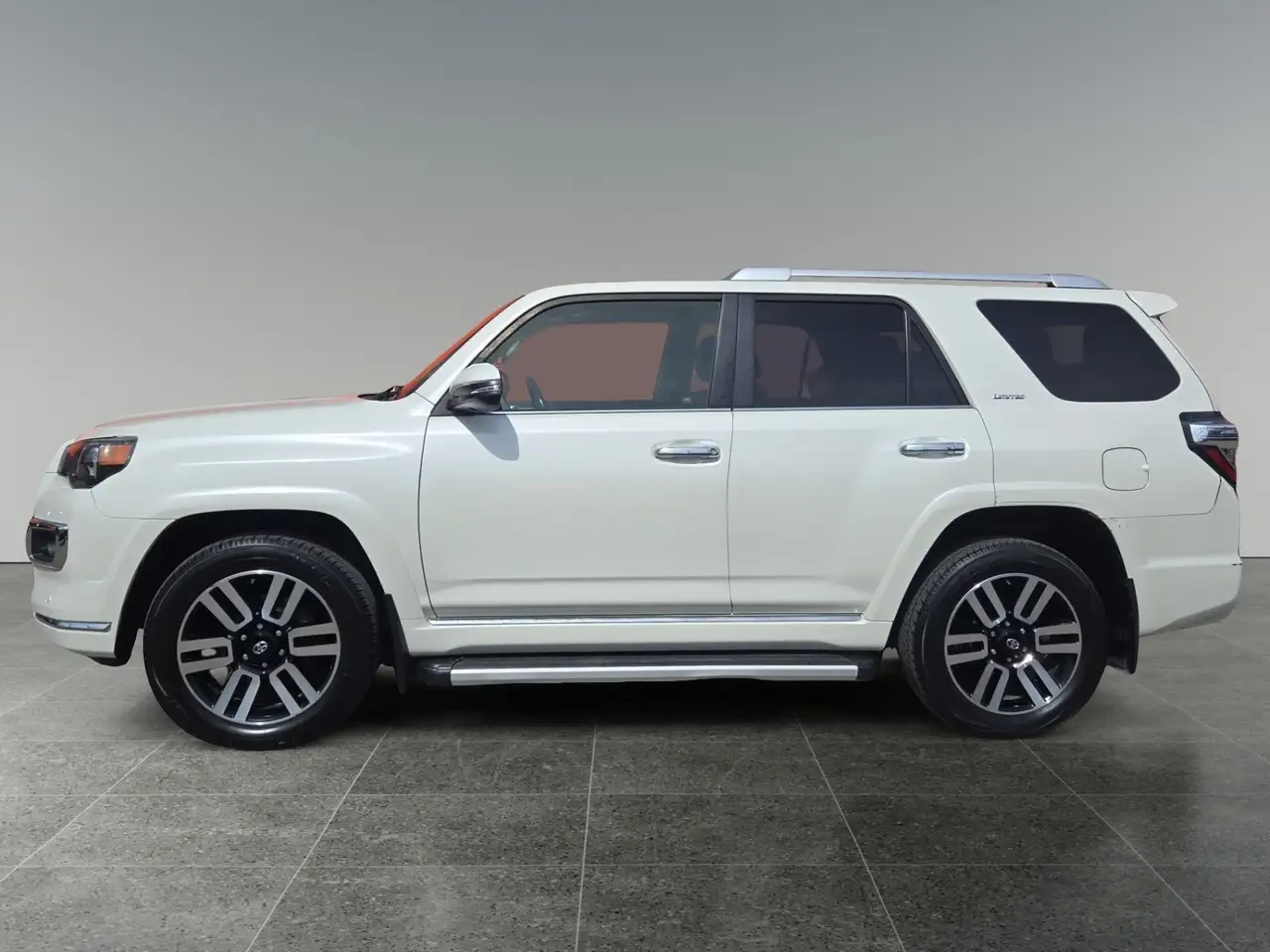 Toyota 4-Runner снимка Toyota 4-Runner
