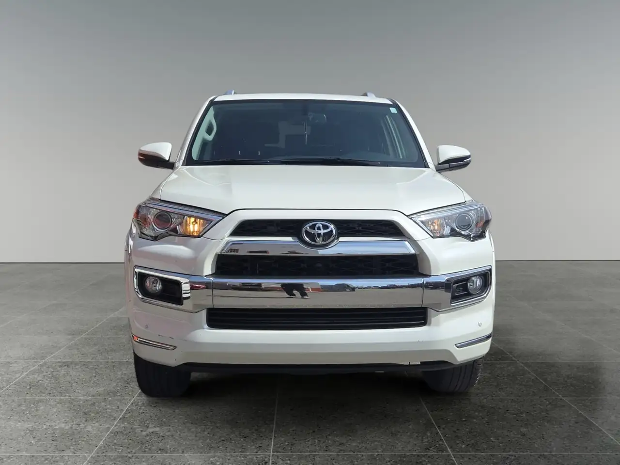 Toyota 4-Runner снимка Toyota 4-Runner