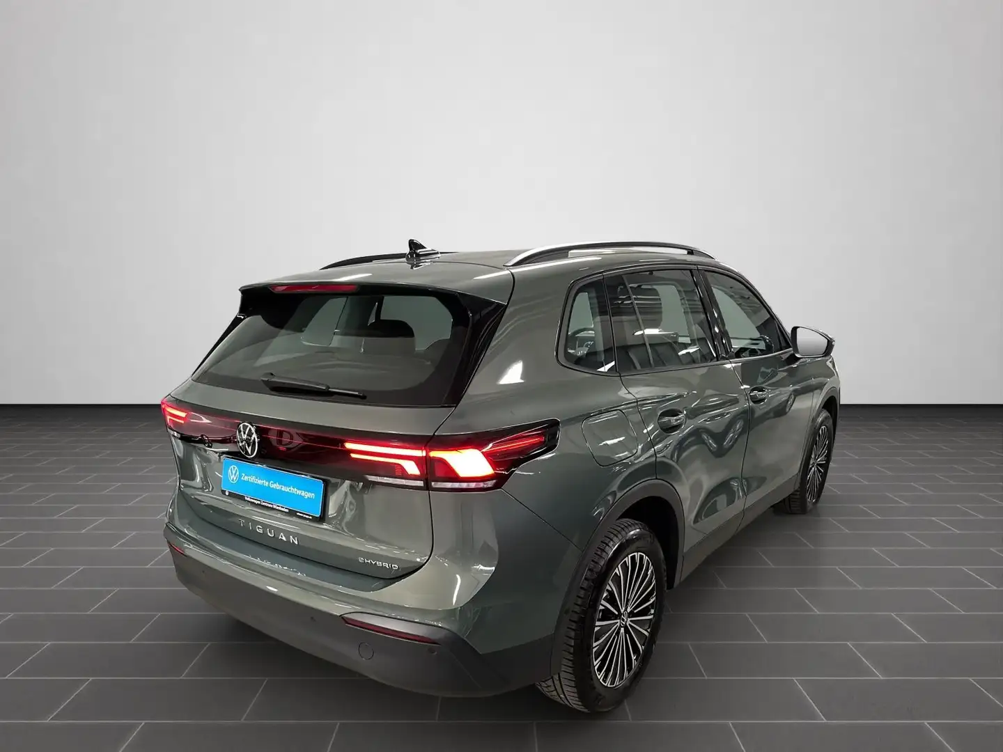 Volkswagen Tiguan 1,5 TSI DSG eHybr. Life, Navi, Sitzh., HU Vert - 2
