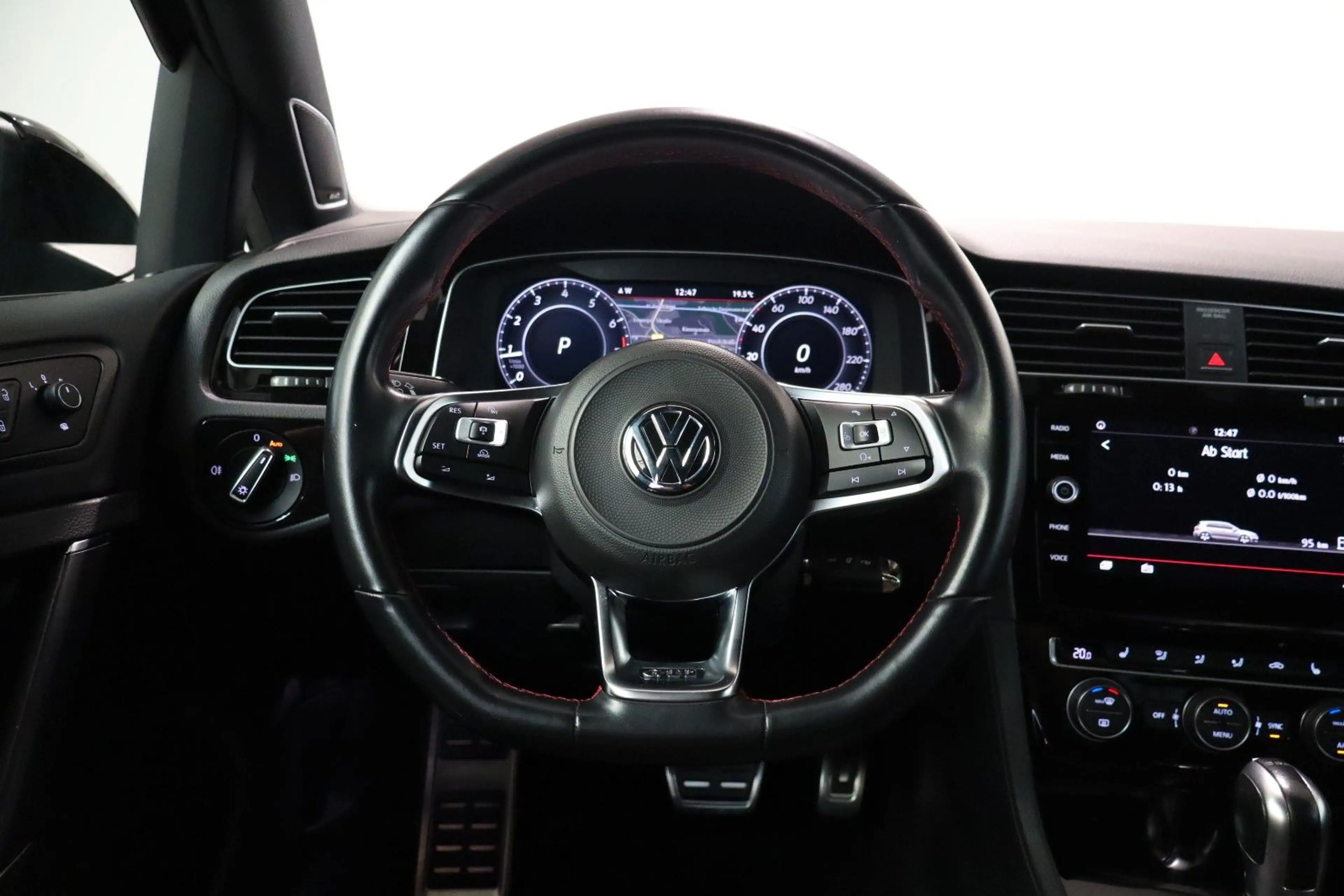 Volkswagen Golf VII GTI 2,0 TSI DSG Performance Virtual ACC — photo 14