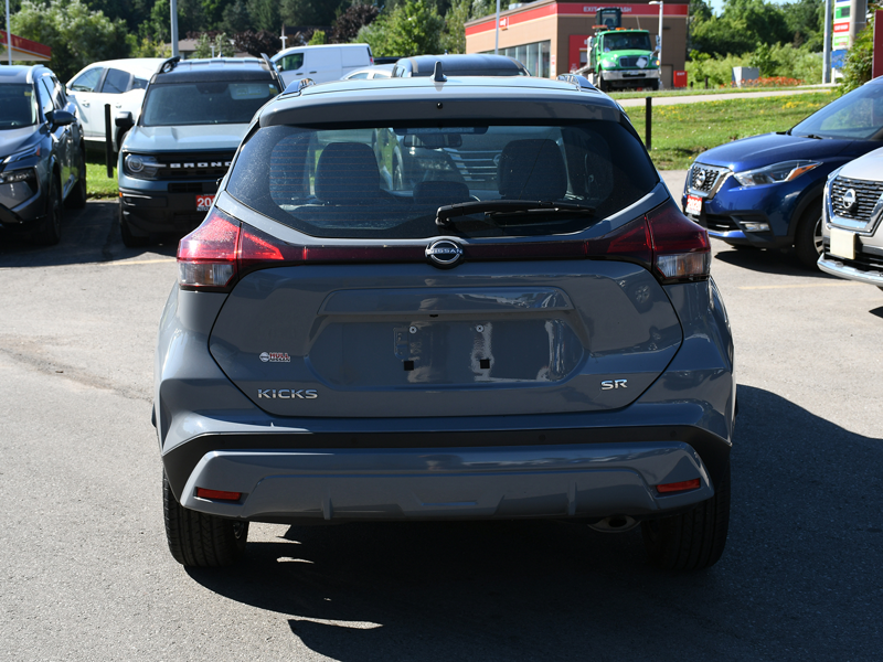2024 Nissan Kicks SR Premium | Leather | 360 Cam | Bose Audio | Heat — снимка 1