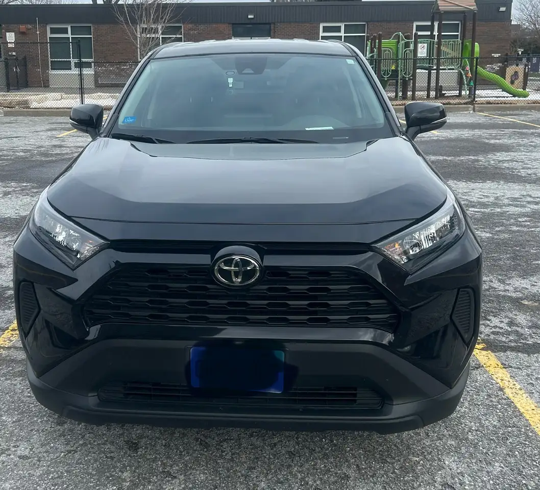 Toyota RAV 4 снимка Toyota RAV 4