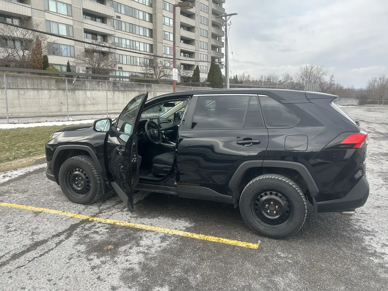 Toyota RAV 4 снимка Toyota RAV 4