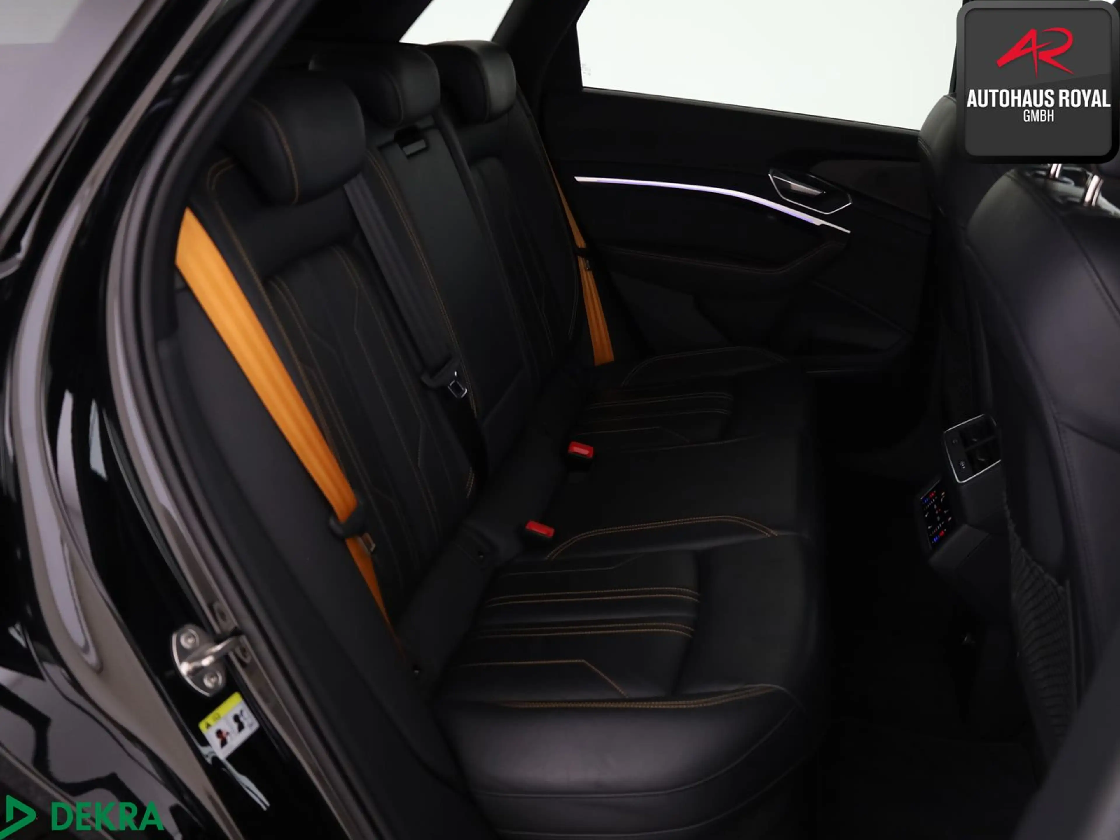 Audi e-tron 55 qu S LINE PANO,LUFT,MATRIX,HUD,B+O,AHK — photo 12