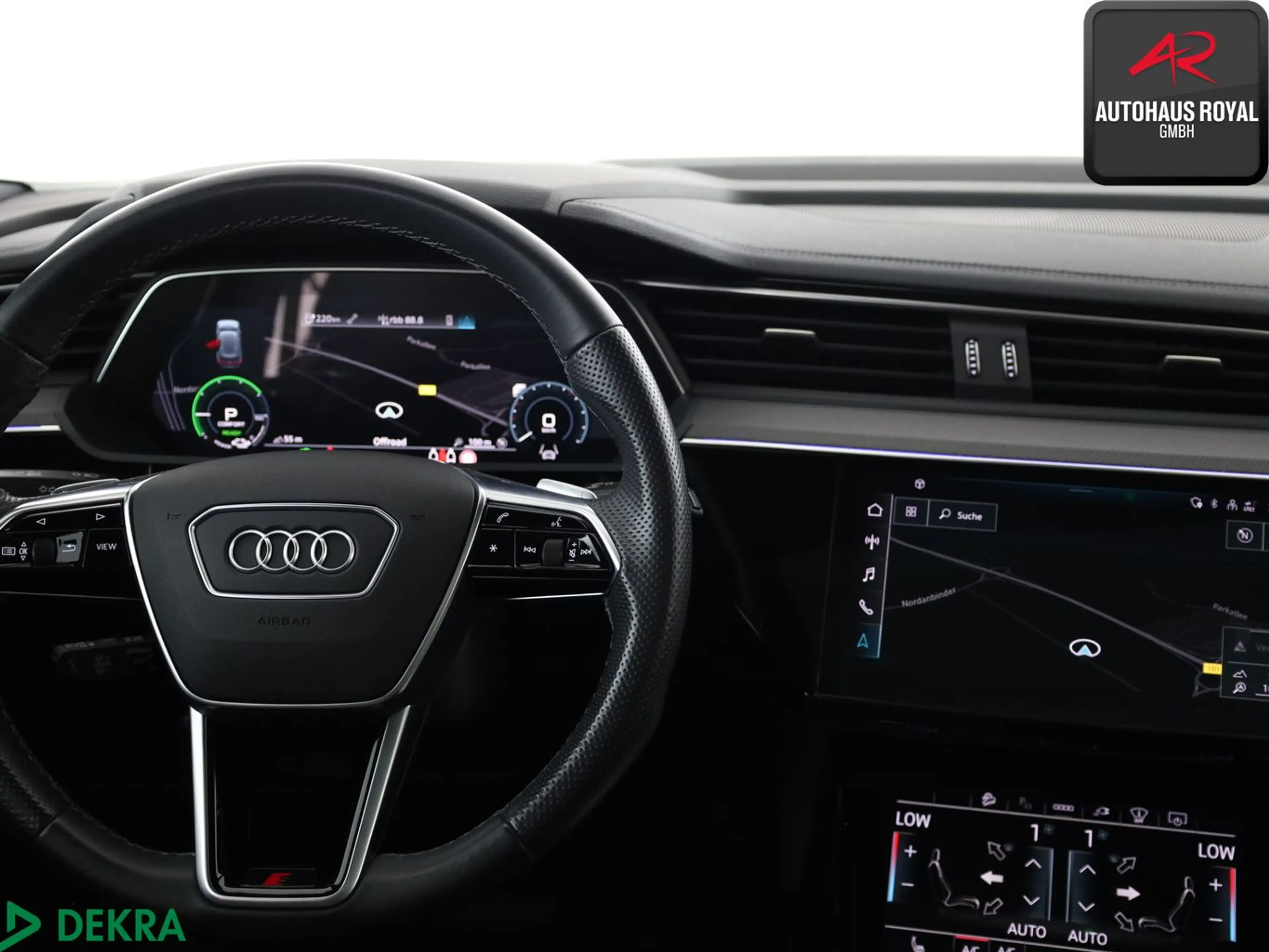 Audi e-tron 55 qu S LINE PANO,LUFT,MATRIX,HUD,B+O,AHK — photo 18