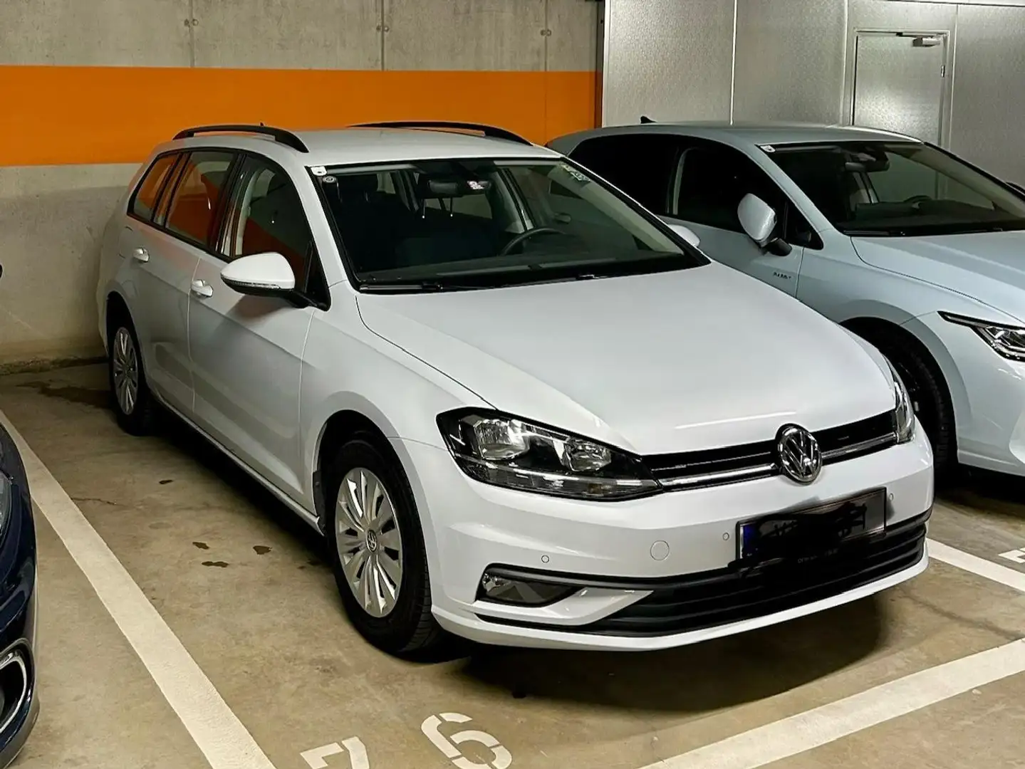 Volkswagen Golf Variant Golf Variant Highline 1,6 TDI Highline Weiß - 2