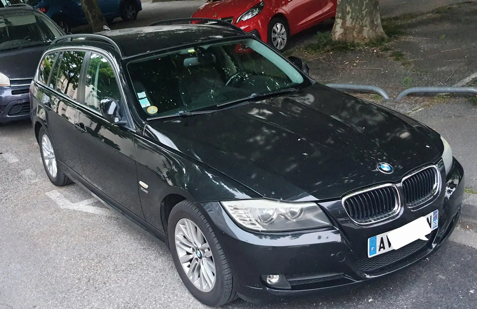 BMW 320 Touring 320d 177 ch Premiere A - 2