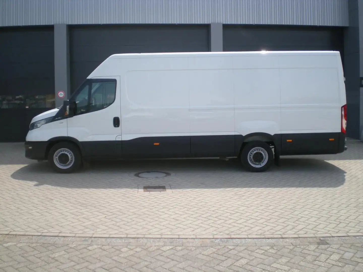 Iveco Daily 35-160 L4 H2 Wit - 2