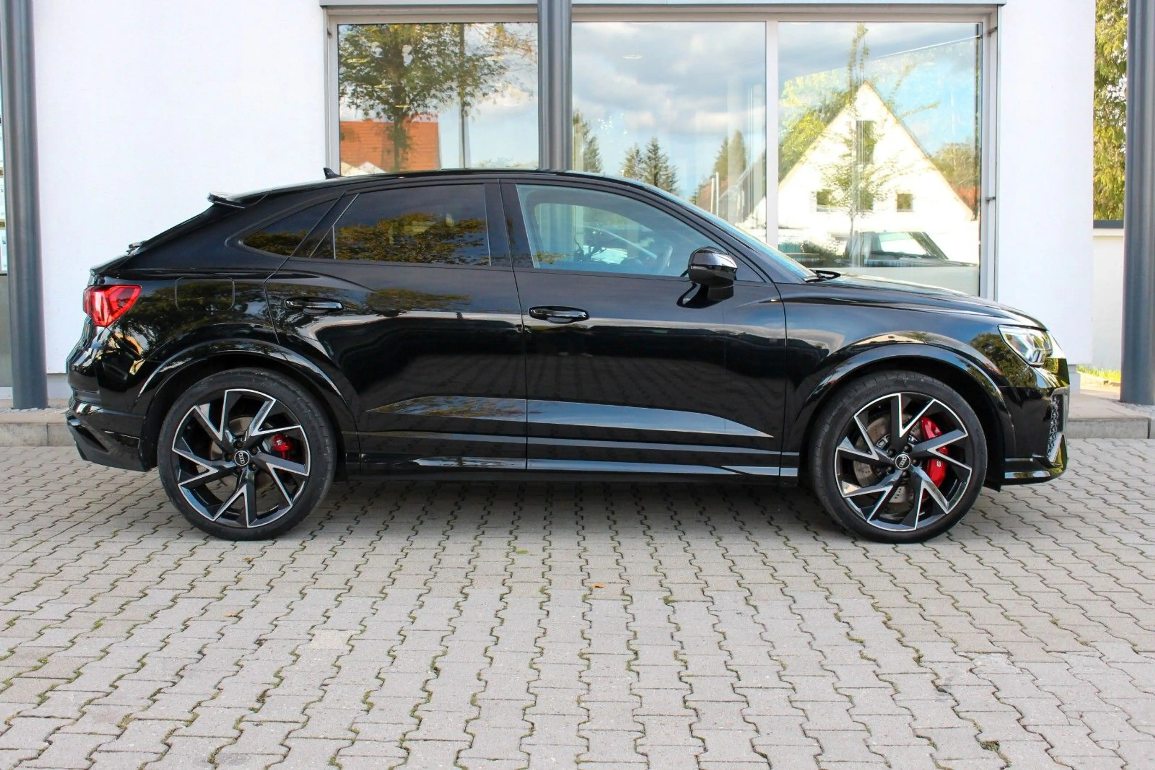 Audi RS Q3 Sportback / PANO / NAPPA / SONOS / 21 ZOLL — photo 4