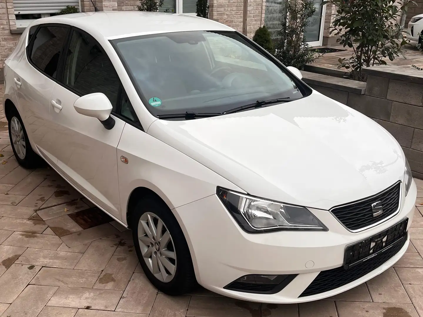 SEAT Ibiza Ibiza 1.2 TDI CR SUN Weiß - 2