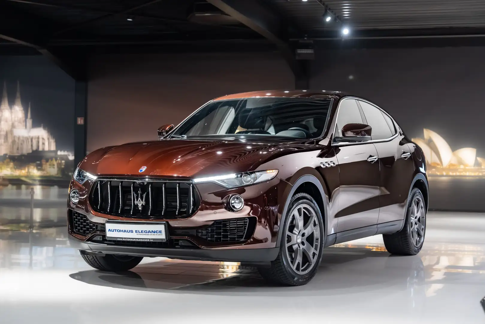 Maserati Levante Diesel*LUFTFEDERUNG*LEDER*BI-XENON*LM"20 Brun - 1