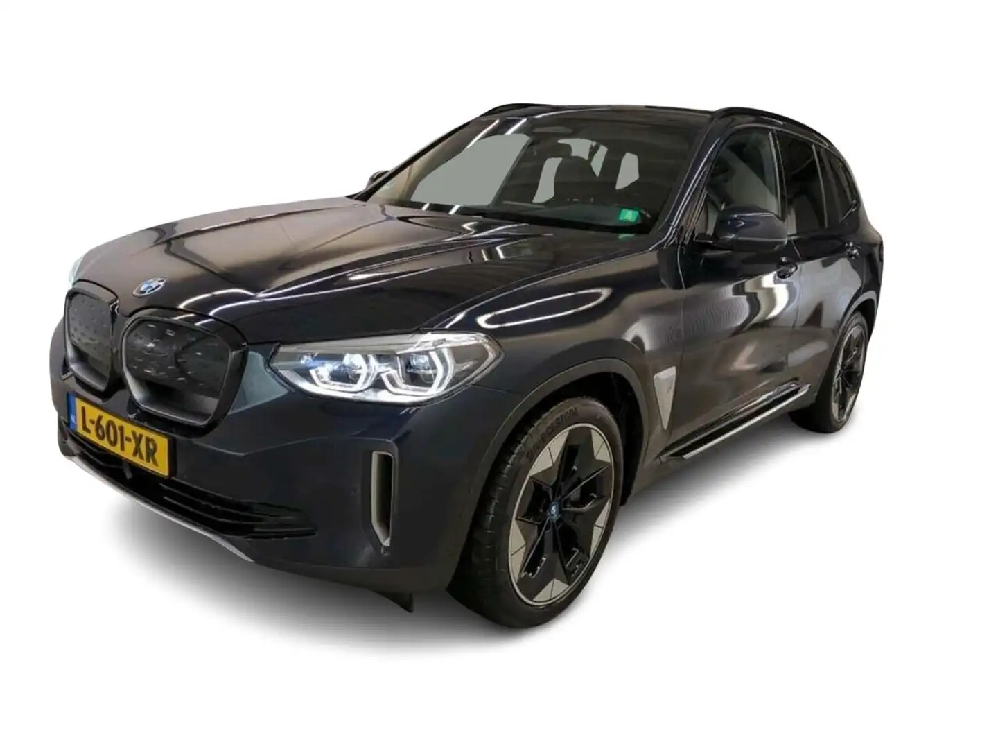 BMW iX3 Impressive Schwarz - 2