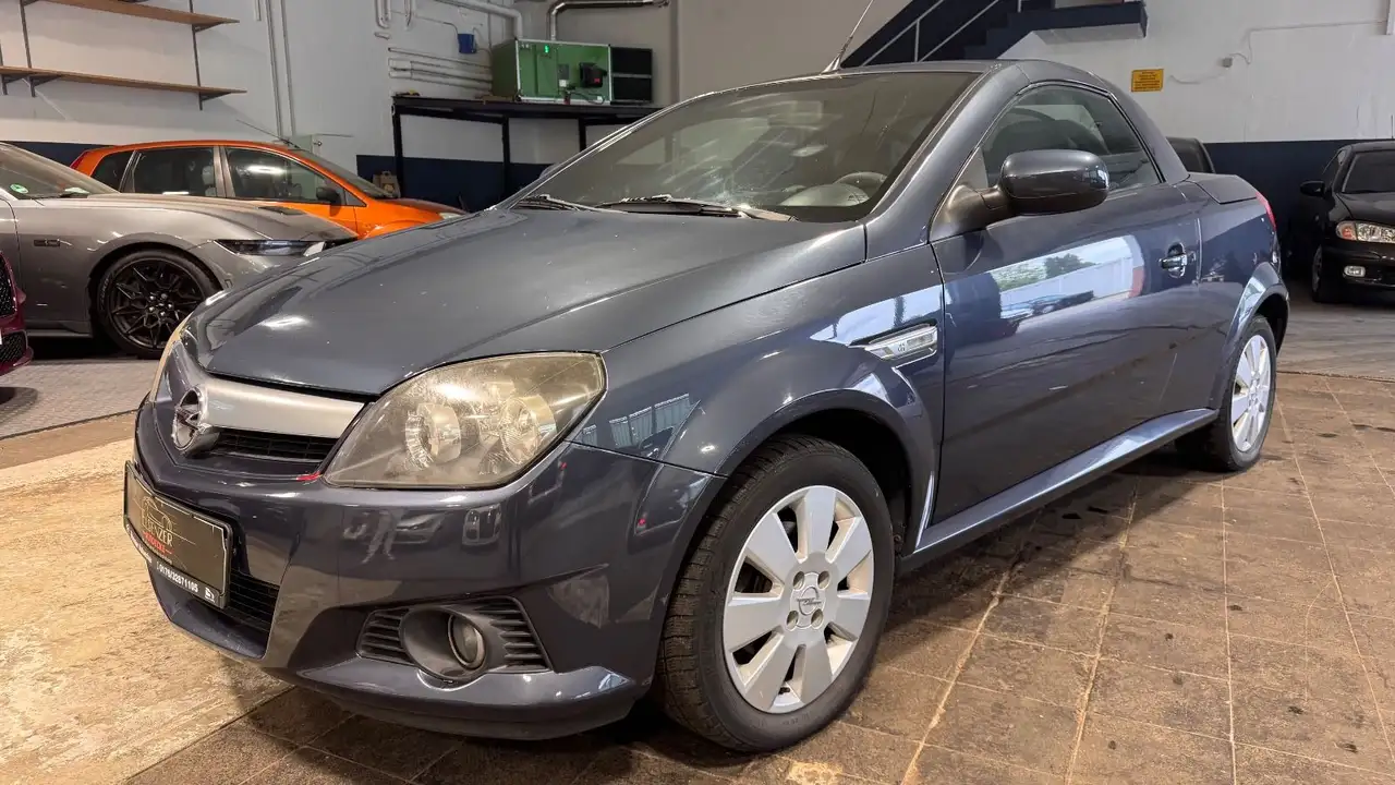 2007 Opel Tigra Twin Top Edition #Automatik#Teilleder#Mutl, photograph 2