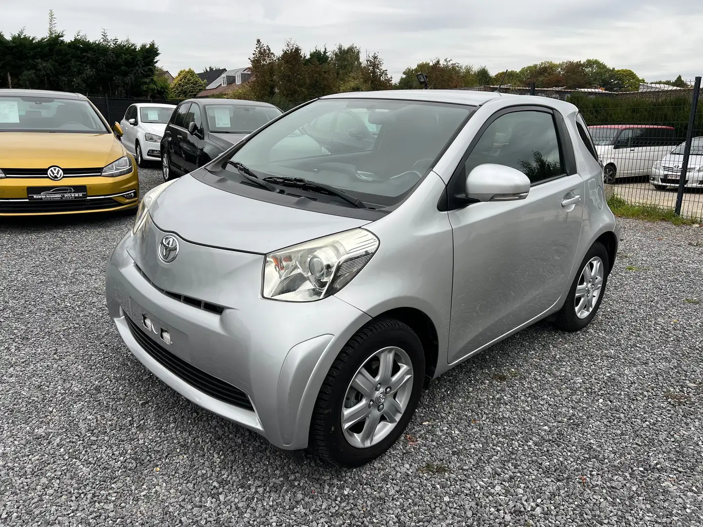 Toyota iQ iQ 1.0i VVT-i Sol Airco,Garantie 1 An. Zilver - 1