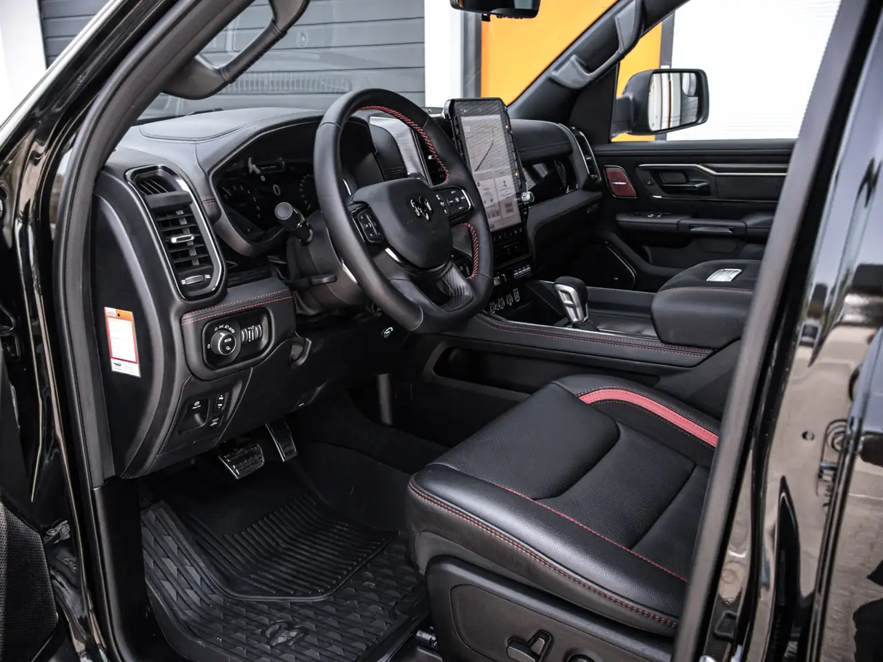 Dodge RAM 2024 — фото 15