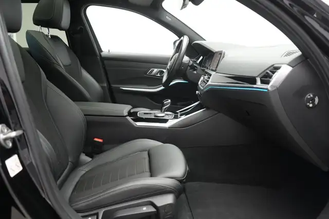 BMW 3 Series view 7