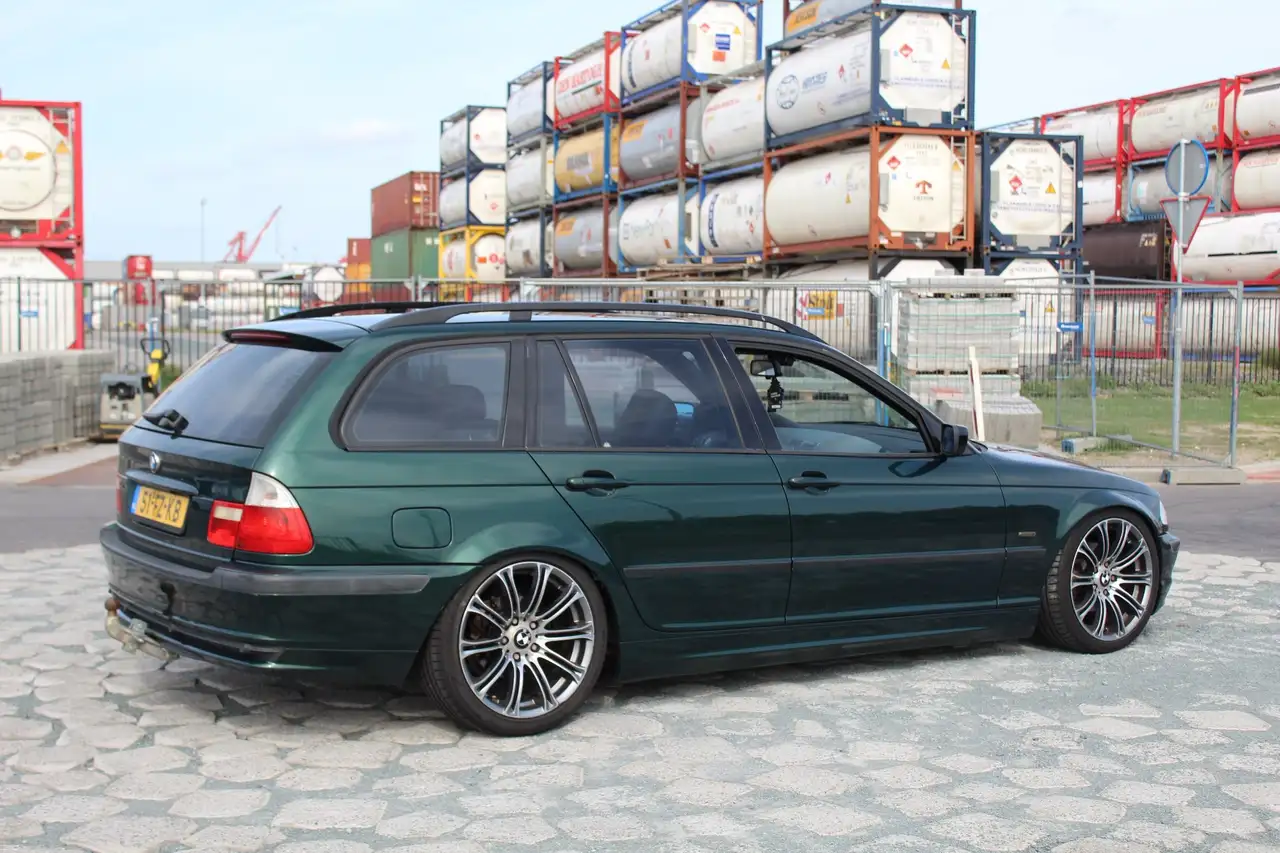 BMW 330 320i Executive, foto 6