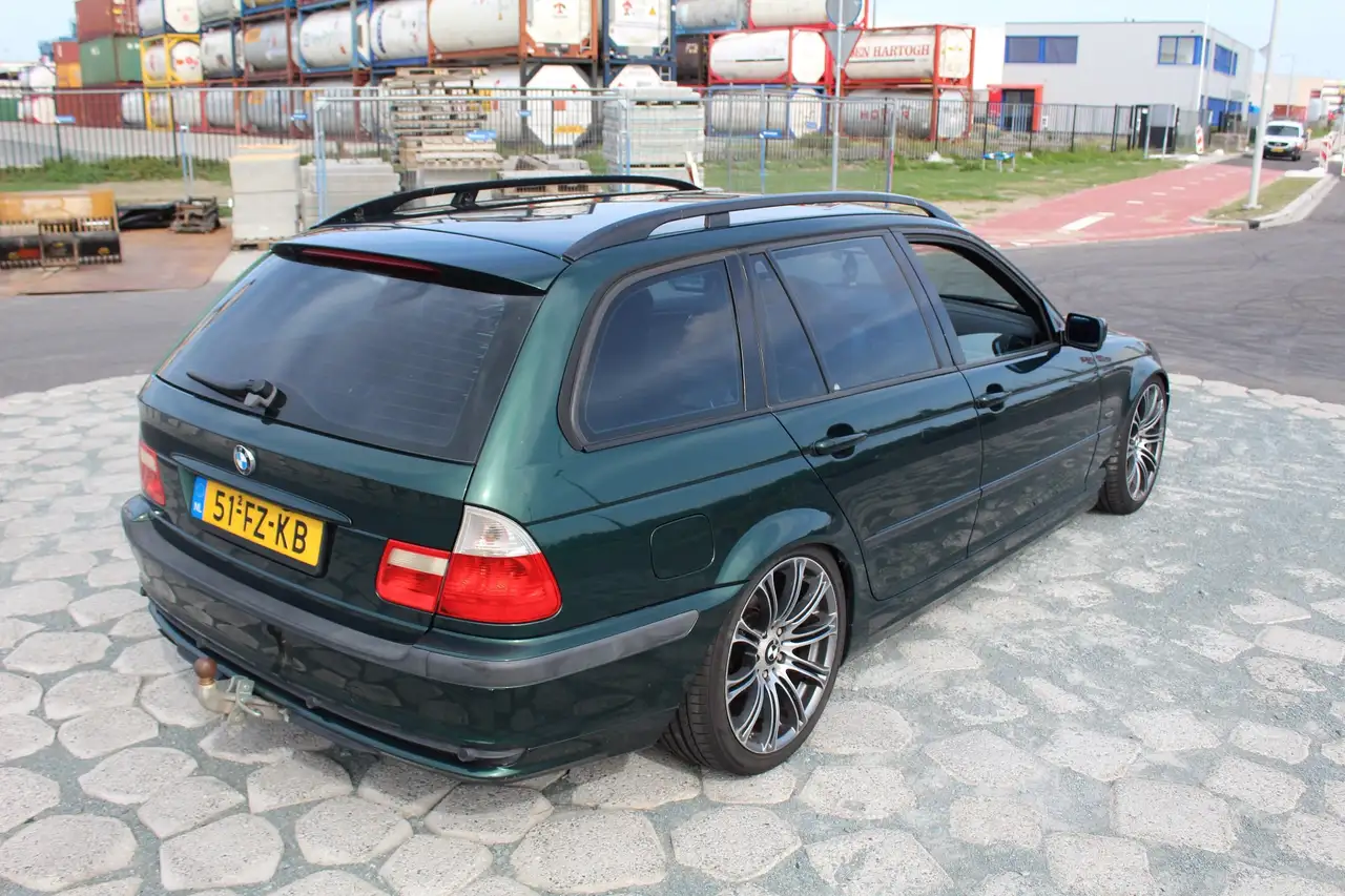 BMW 330 320i Executive, foto 3