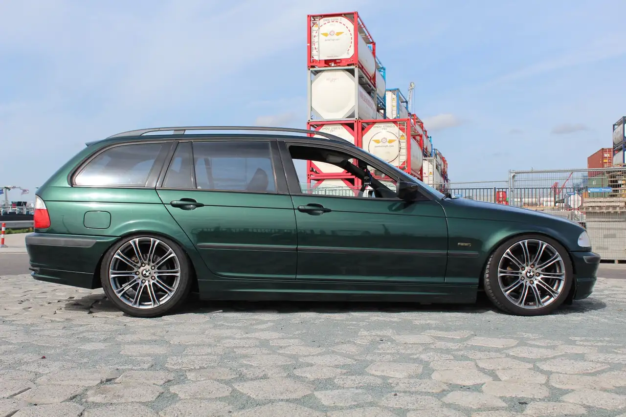 BMW 330 320i Executive, foto 5