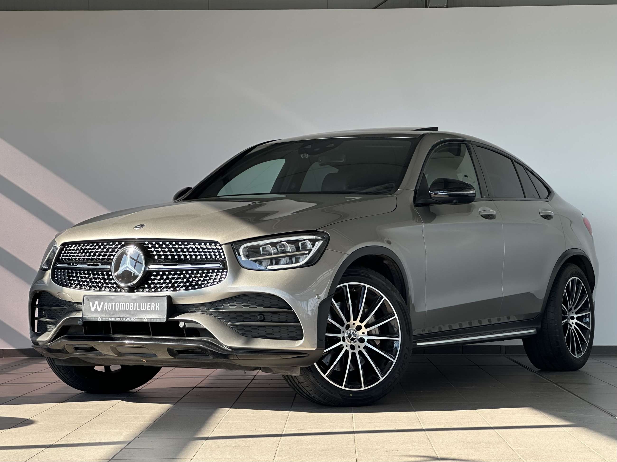 Second hand Mercedes Benz Glc-Class 300
