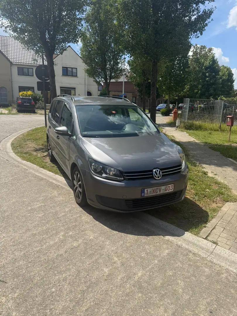 Volkswagen Touran Gris - 1