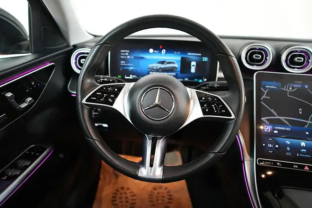 Mercedes-Benz C-Class view 15