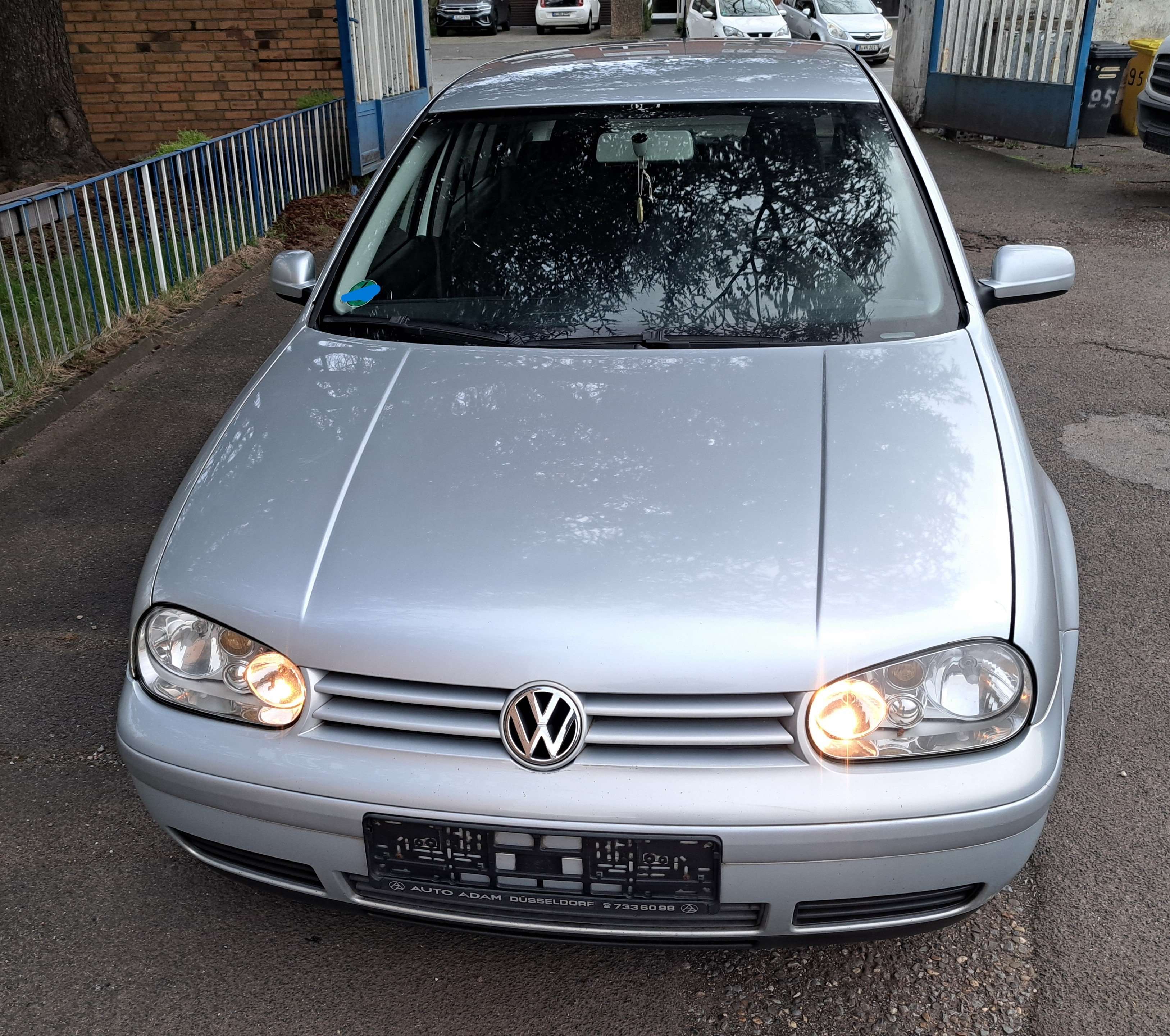 Second hand Volkswagen Golf 1.6