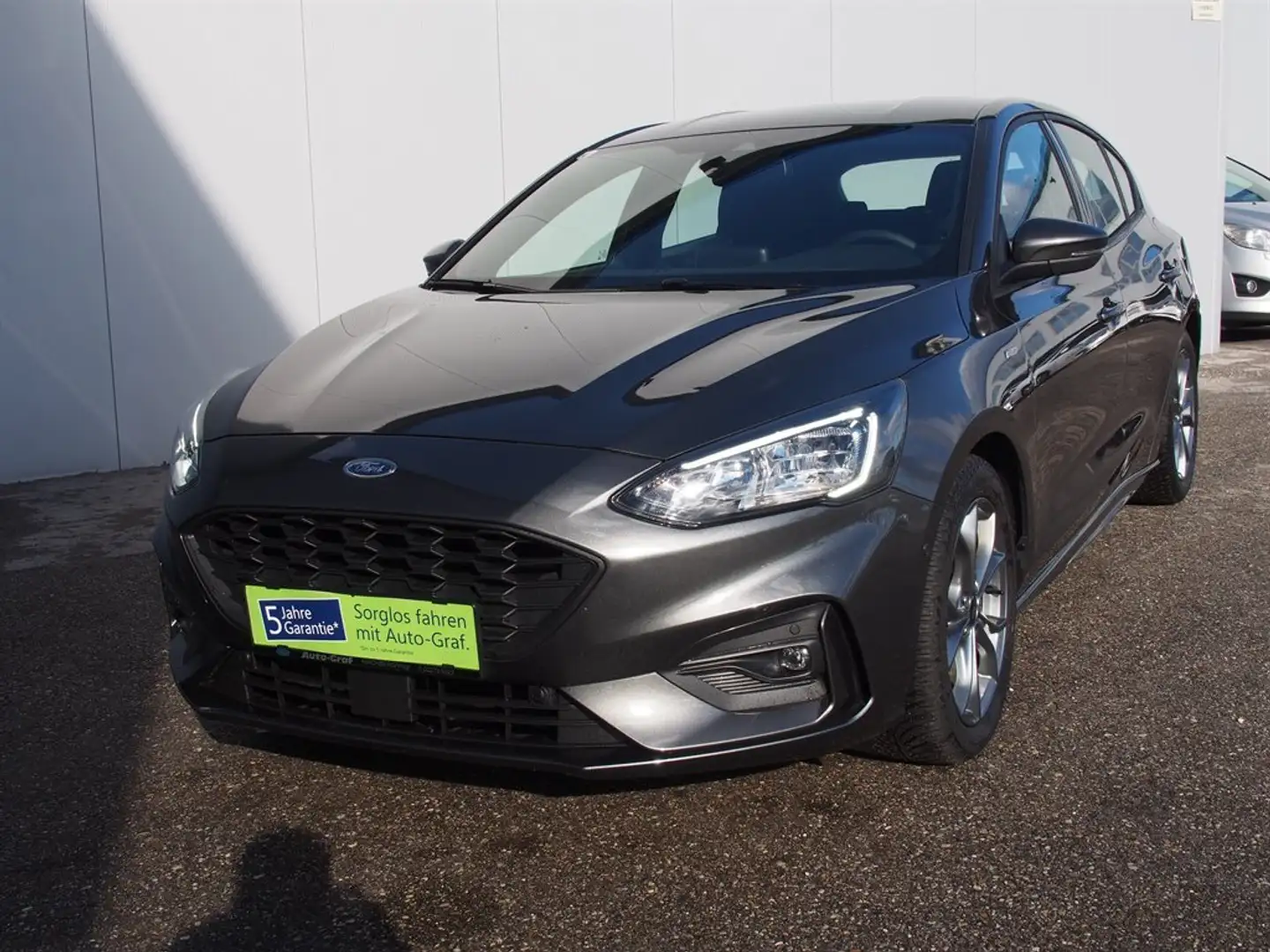 Ford Focus 1,5 EcoBoost ST-Line Aut. Grau - 2