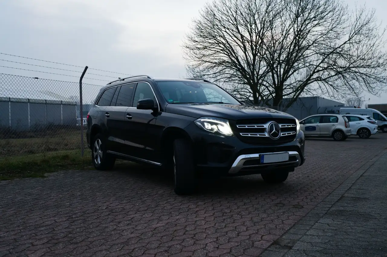 Mercedes-Benz GLS 500